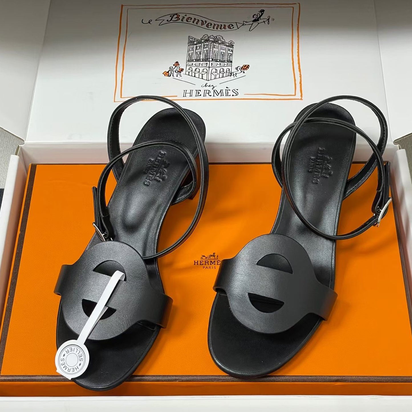 H.E.R.M.E.S | Julie sandal
