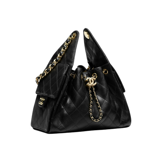 C.H.A.N.E.L 25 Handbag Black