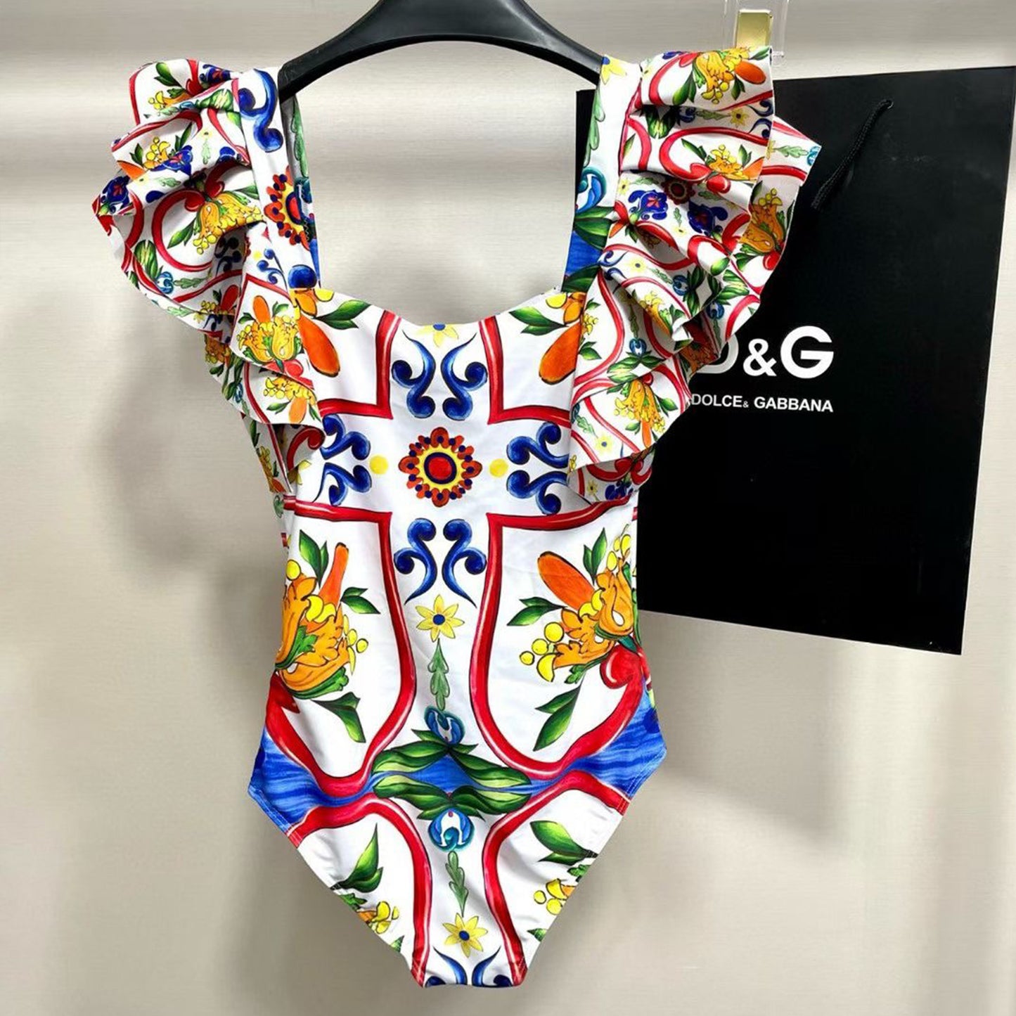 D·O·L·C·E & G·A·B·B·A·N·A Majolica Print Canvas and Leather Tote Bag