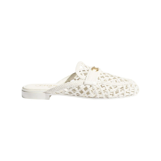 C.H.A.N.E.L   Lambskin  White & Black