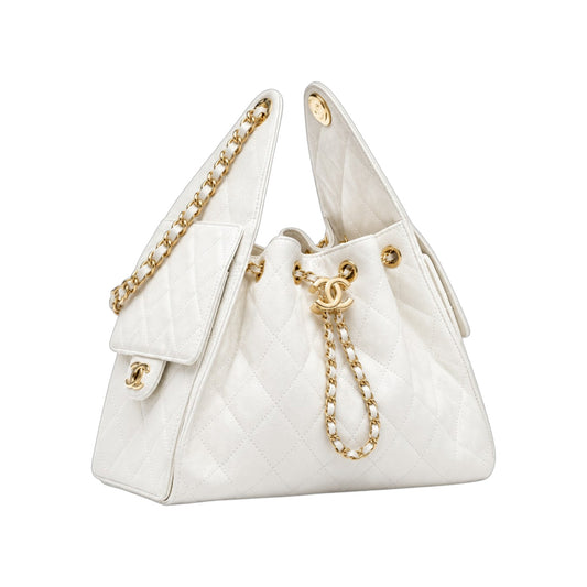 C.H.A.N.E.L 25  Handbag White