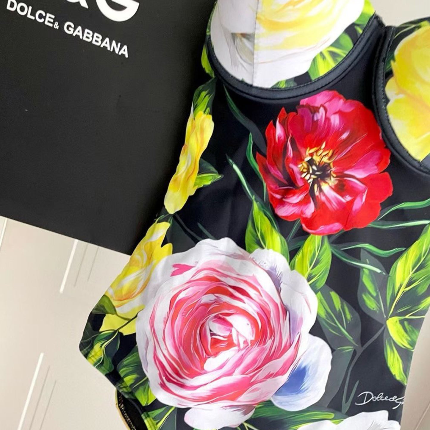 D·O·L·C·E & G·A·B·B·A·N·A | Peony and Rose Print Balconette One-Piece Swimsuit